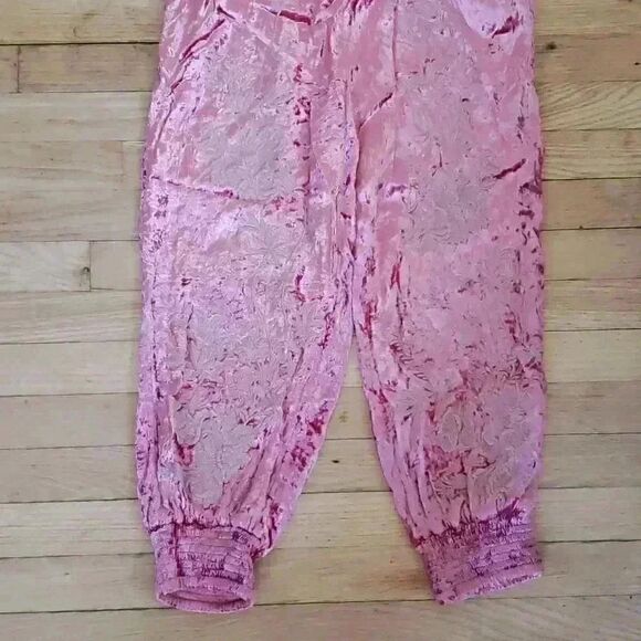 Anthropologie Luxury Velvet Embroidered Floral Pink Pants Size Small - Picture 5 of 11